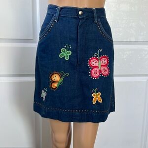 Vtg 70s HIPPIE hand EMBROIDERED butterfly 🦋 DENIM SKIRT size XS 24”
